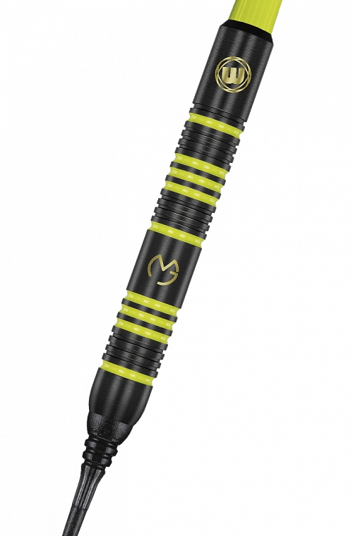 Dardos Winmau MVG Ambition Black Brass