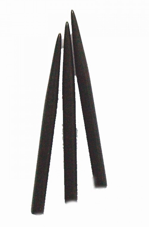 Pointe en acier Bull’s noire – 25 mm